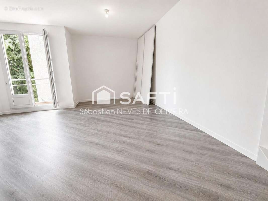 Photo 2 - Appartement à PONTAULT-COMBAULT