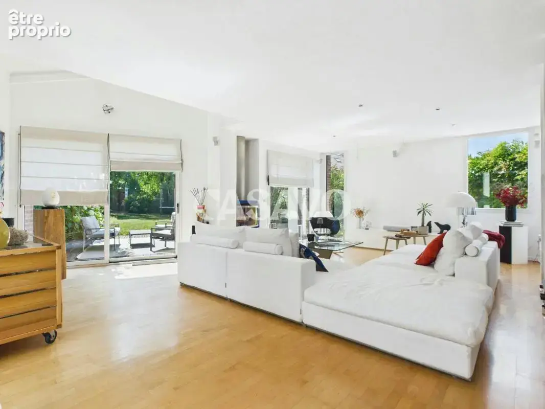 Vente Maison 8 pièces de 290m² - 59493 Villeneuve-d'Ascq - photo 11
