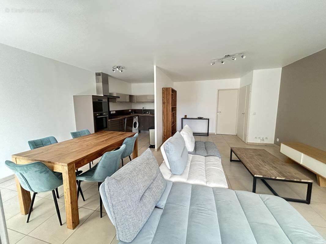 Appartement à MARSEILLE-8E