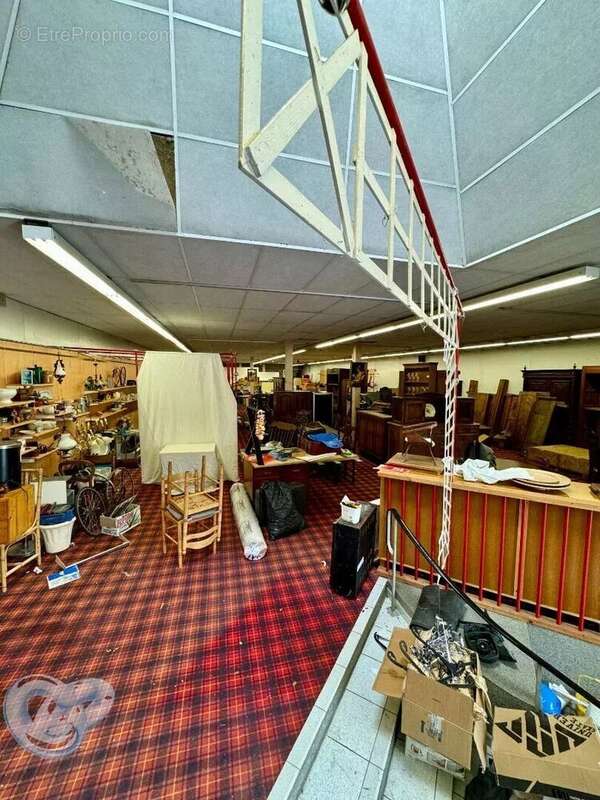 Commerce à CHATELAUDREN