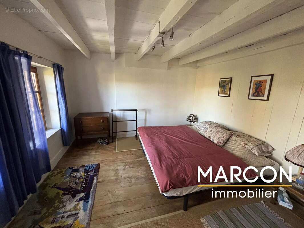 Maison à CHENERAILLES
