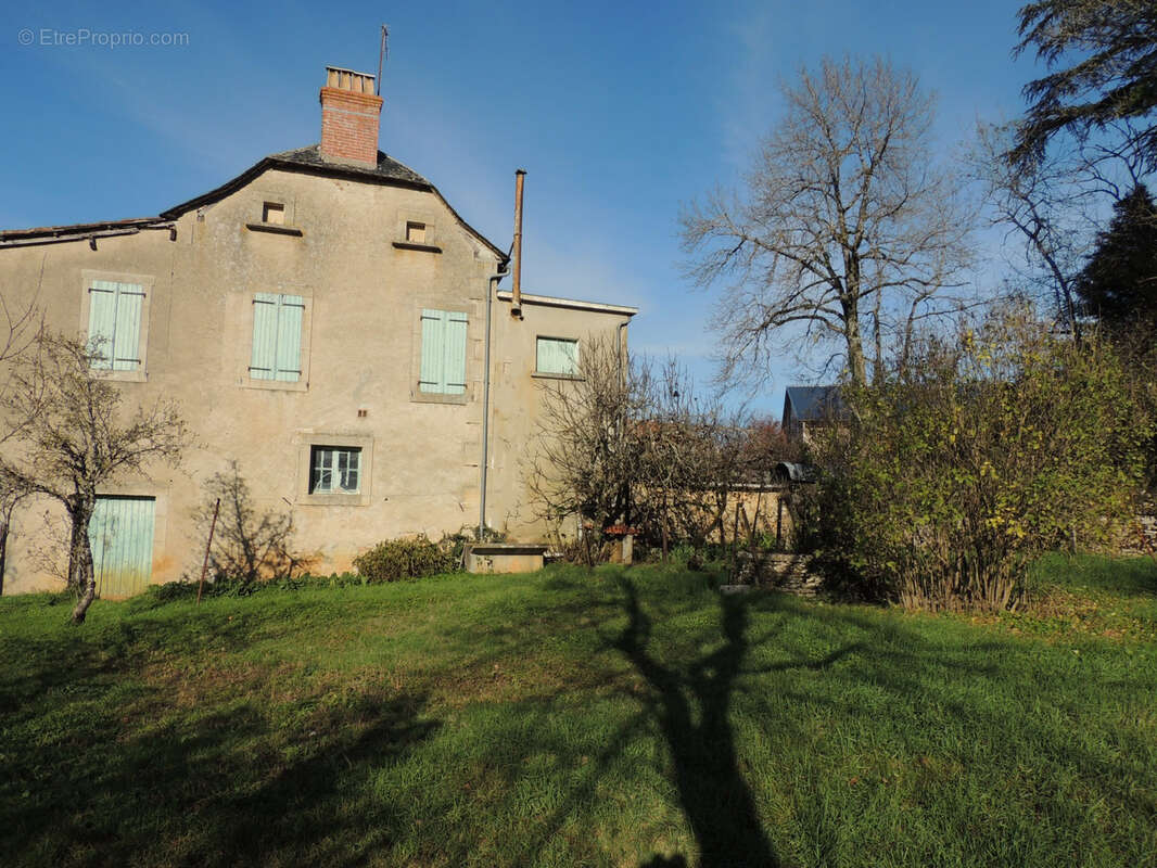 Maison à VILLEFRANCHE-DE-ROUERGUE
