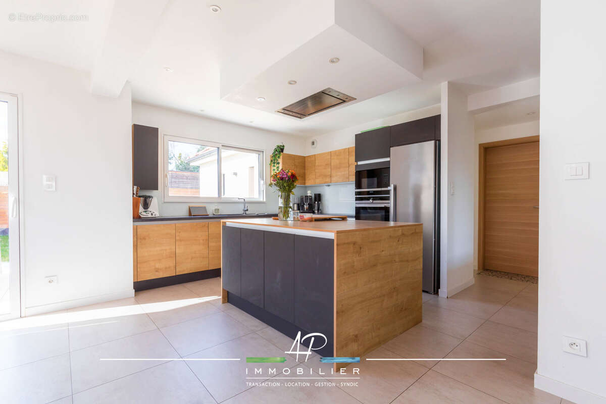 Maison à SAINT-JULIEN