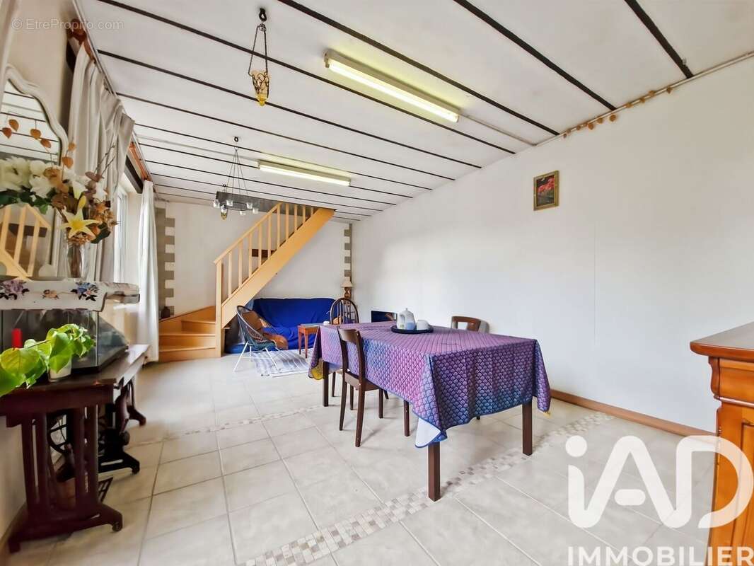 Photo 9 - Maison à JOIGNY