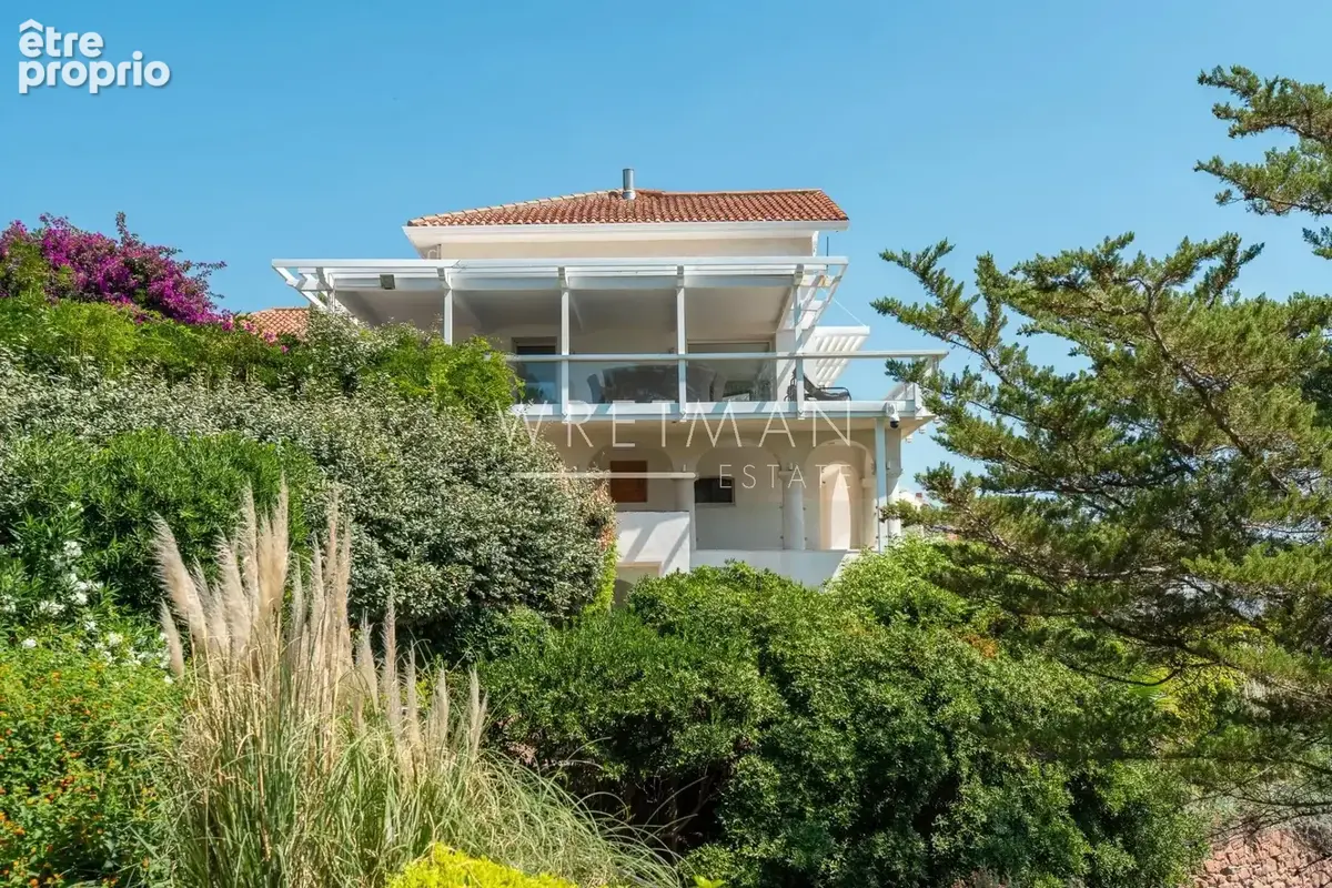 Vente par enchère privée : Domaine d'exception en bord de mer avec garage à bateau - photo 26