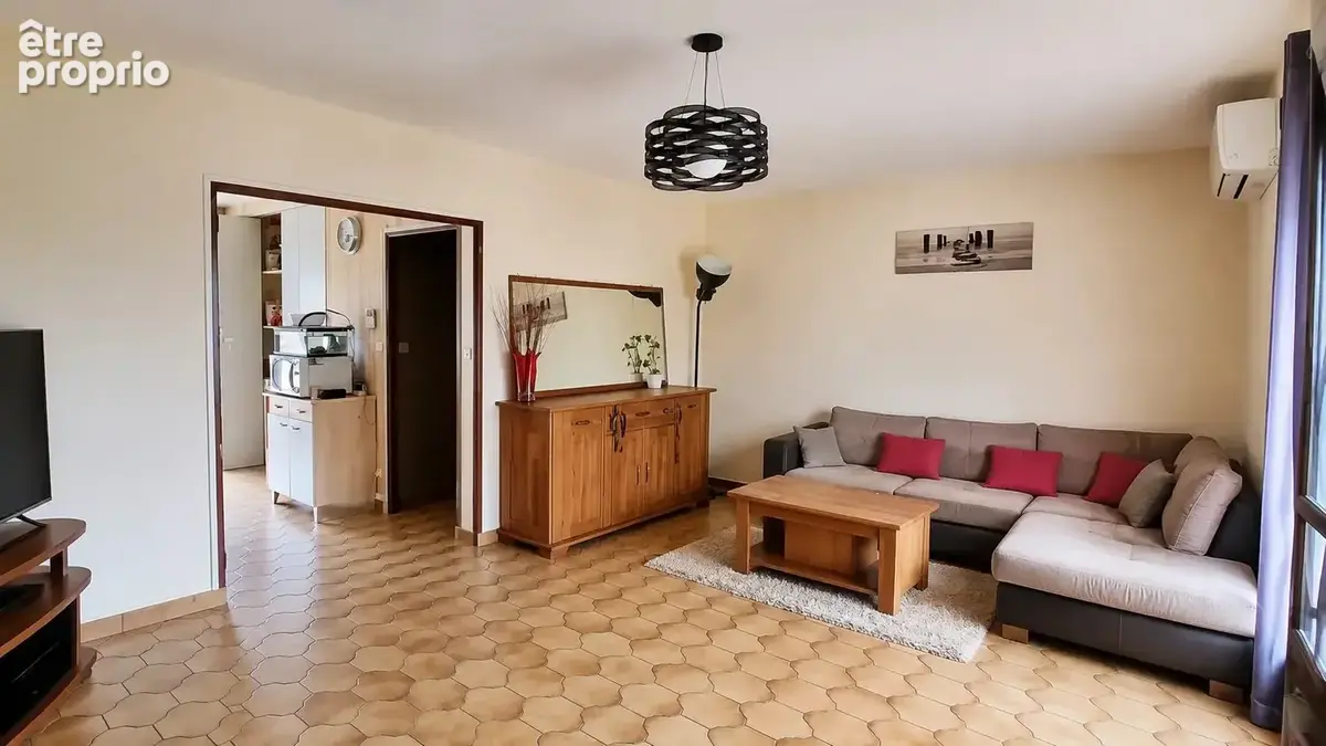Maison familiale avec véranda à Cesset - photo 6