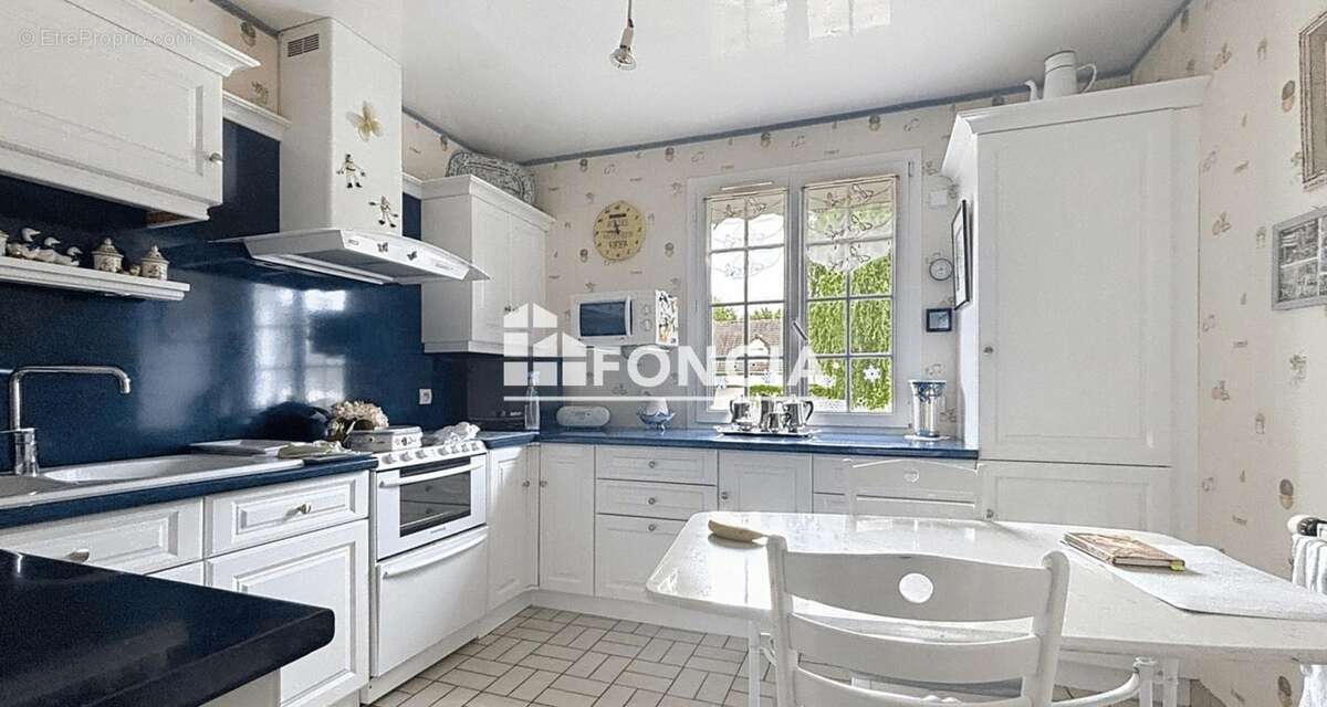 Maison à BIEVILLE-BEUVILLE