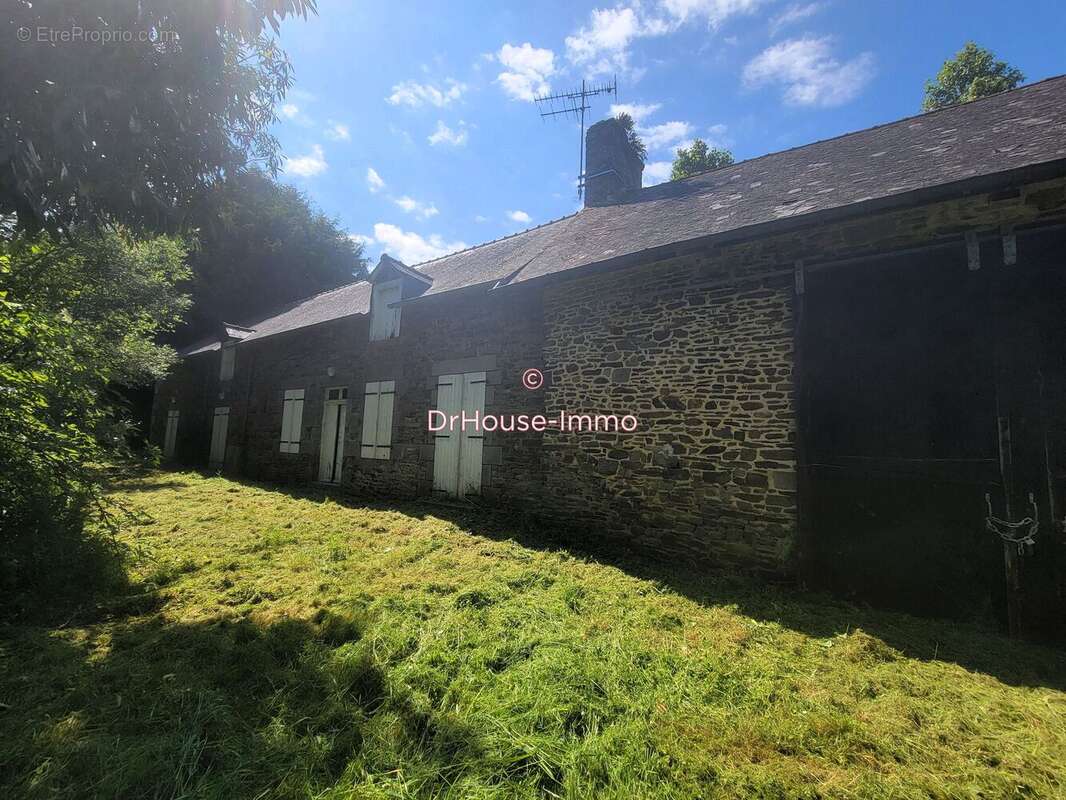 Maison à DOL-DE-BRETAGNE