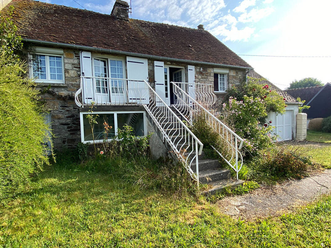 Maison à CHAMPSECRET