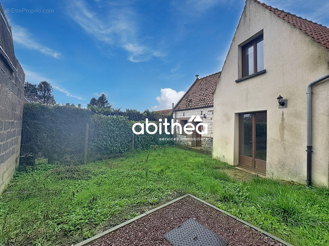 Maison à NEUVILLE-SAINT-VAAST