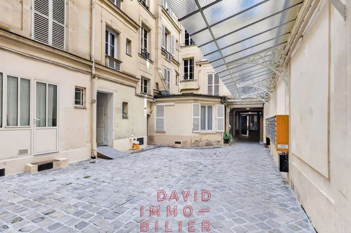 Appartement à PARIS-9E