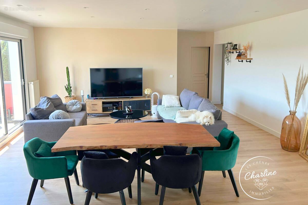 Appartement à CLOUANGE