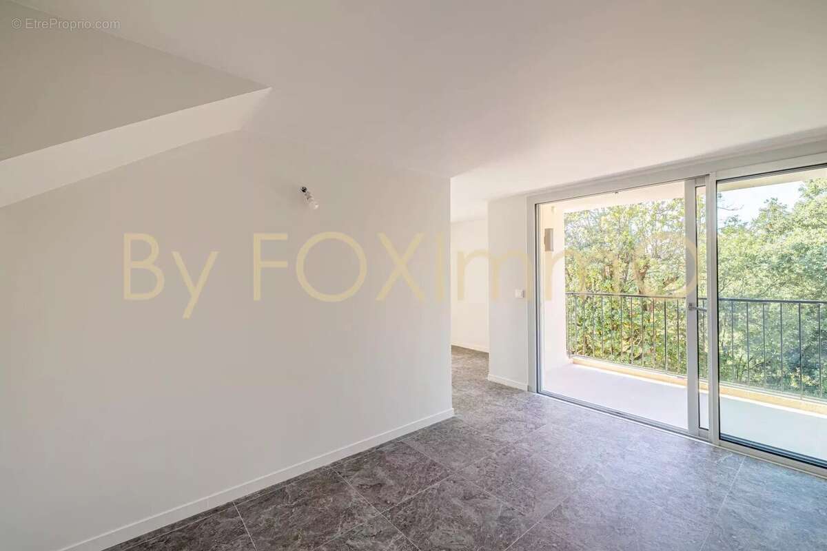 Appartement à CAGNES-SUR-MER