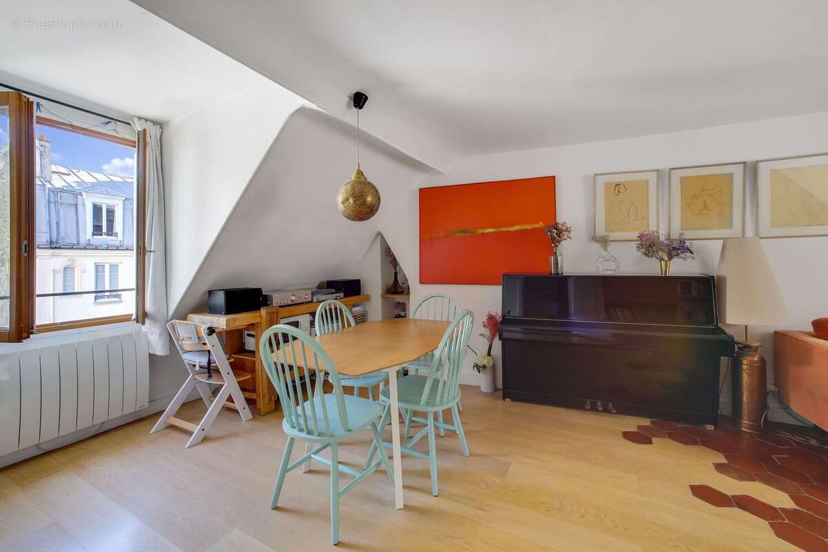 Appartement 60 m² à Paris-11e  - photo 2