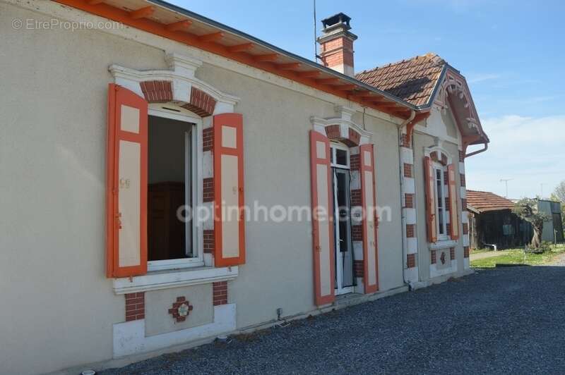Maison à vendre 4 pièces GUJAN MESTRAS (33) - photo 4