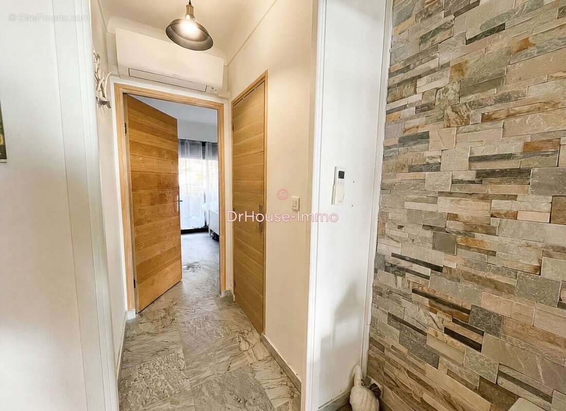 Appartement 54 m² à Roquebrune-Cap-Martin  - photo 8