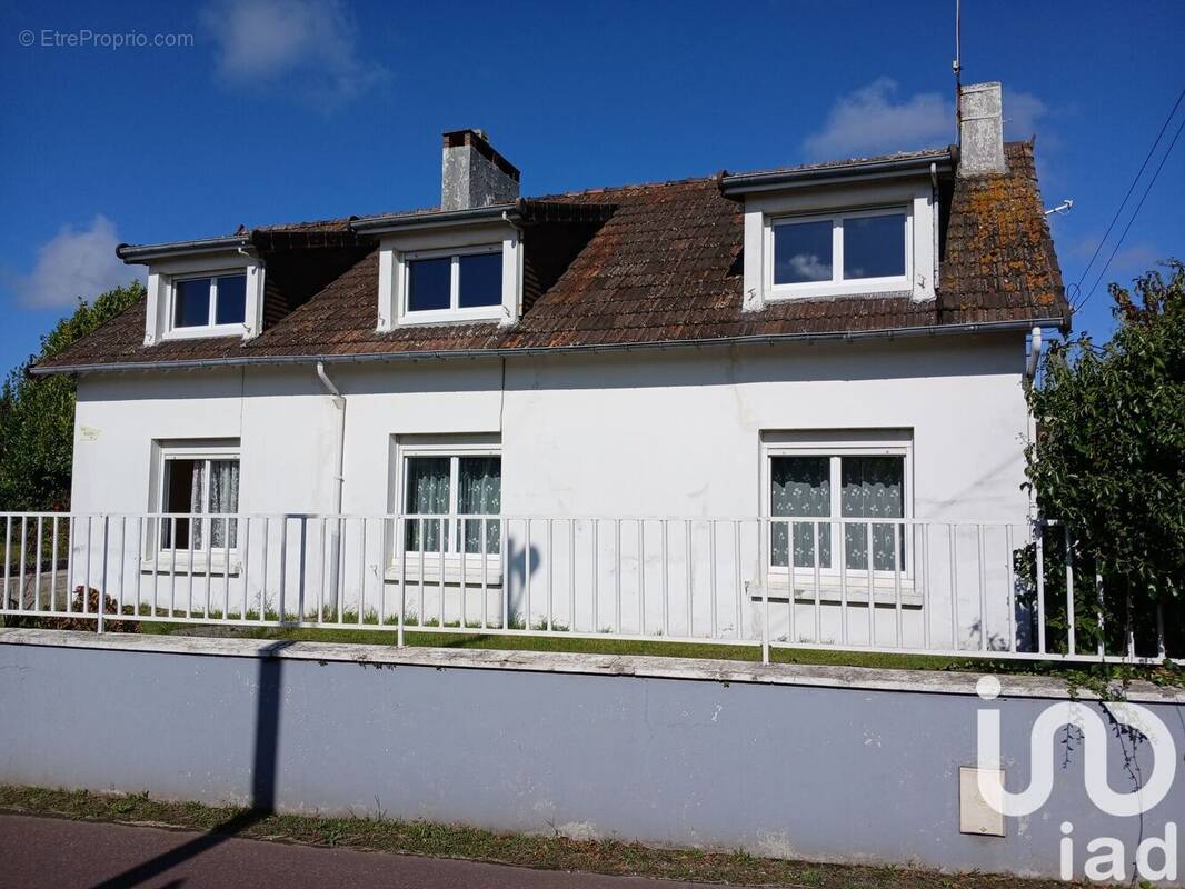 Photo 1 - Maison à AGON-COUTAINVILLE