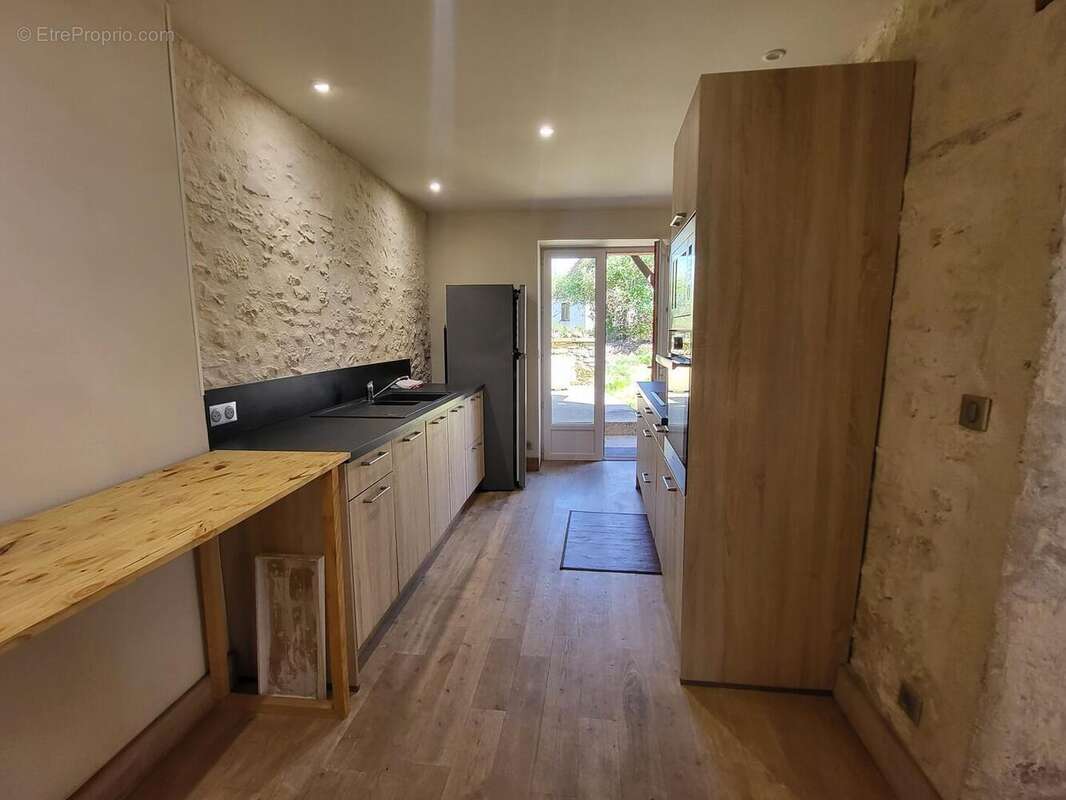 20250410145529 - Maison à ROUFFIGNAC-SAINT-CERNIN-DE-REILHAC