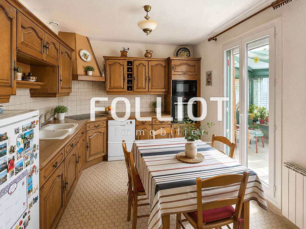A VENDRE Campagne VER Pavillon 9500m² de terrain - photo 2