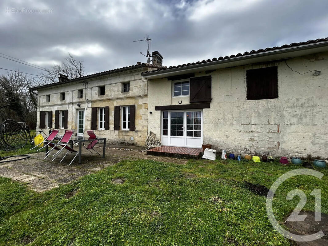 Maison à CHAMADELLE