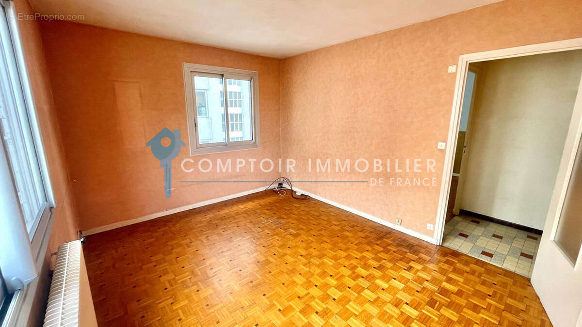 DPT (38)   À VENDRE   Appartement 2P+C   GRENOBLE / Secteur Grands Boulevards- Clinique Mutualiste - photo 2