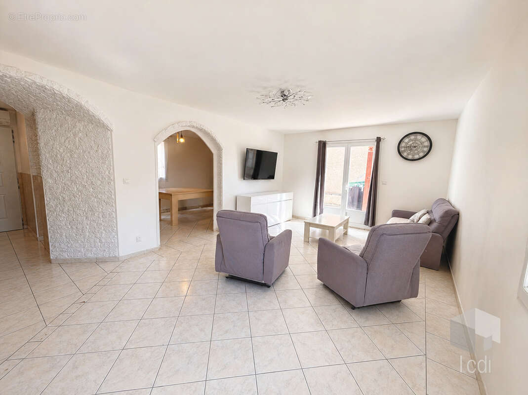 DONZERE, maison de 130 m2, 4 chambres - photo 4