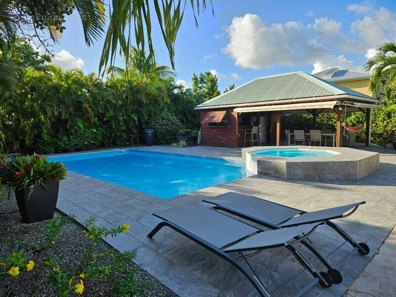 Maison à SAINT-FRANCOIS