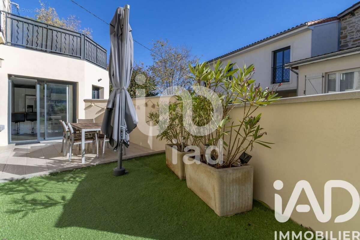 Photo 4 - Maison à DARDILLY