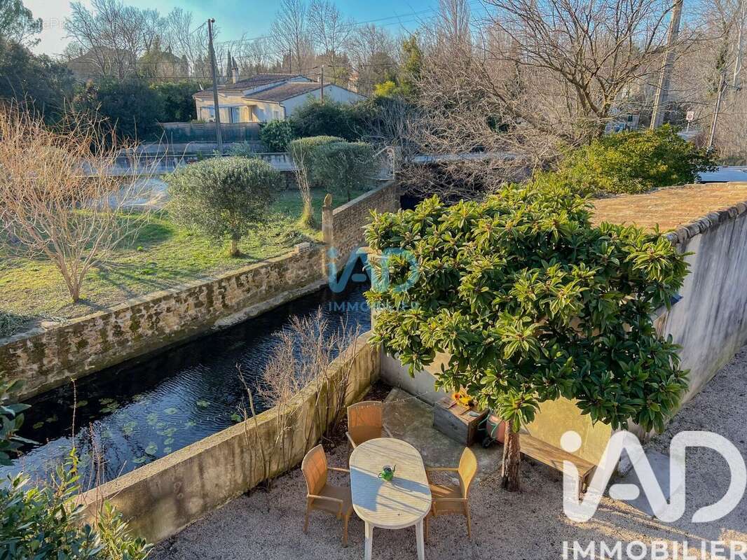 Photo 4 - Maison à ENTRAIGUES-SUR-LA-SORGUE