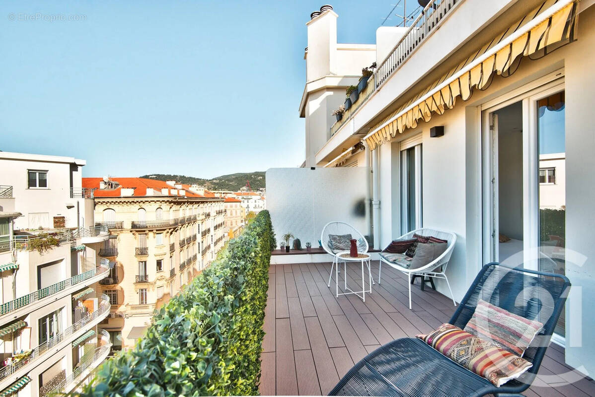 Appartement à NICE