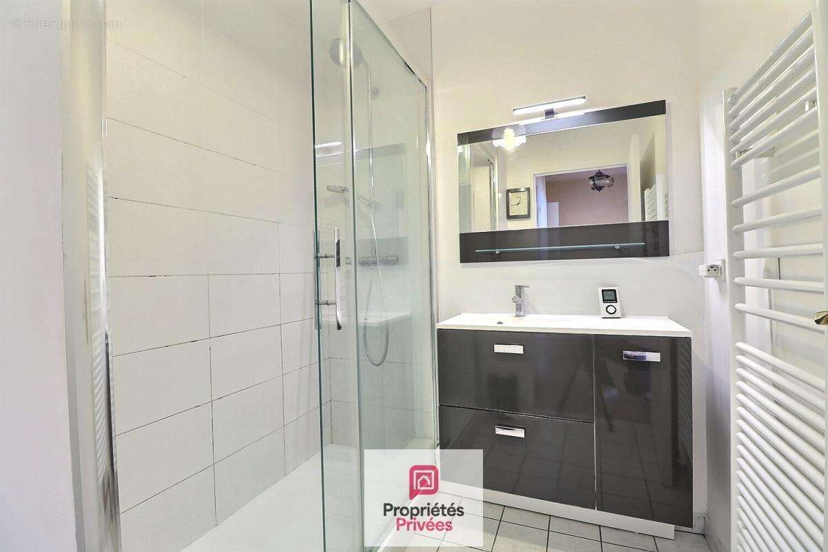 Appartement Acheres 3 pièce(s) 65.49 m2 - photo 8