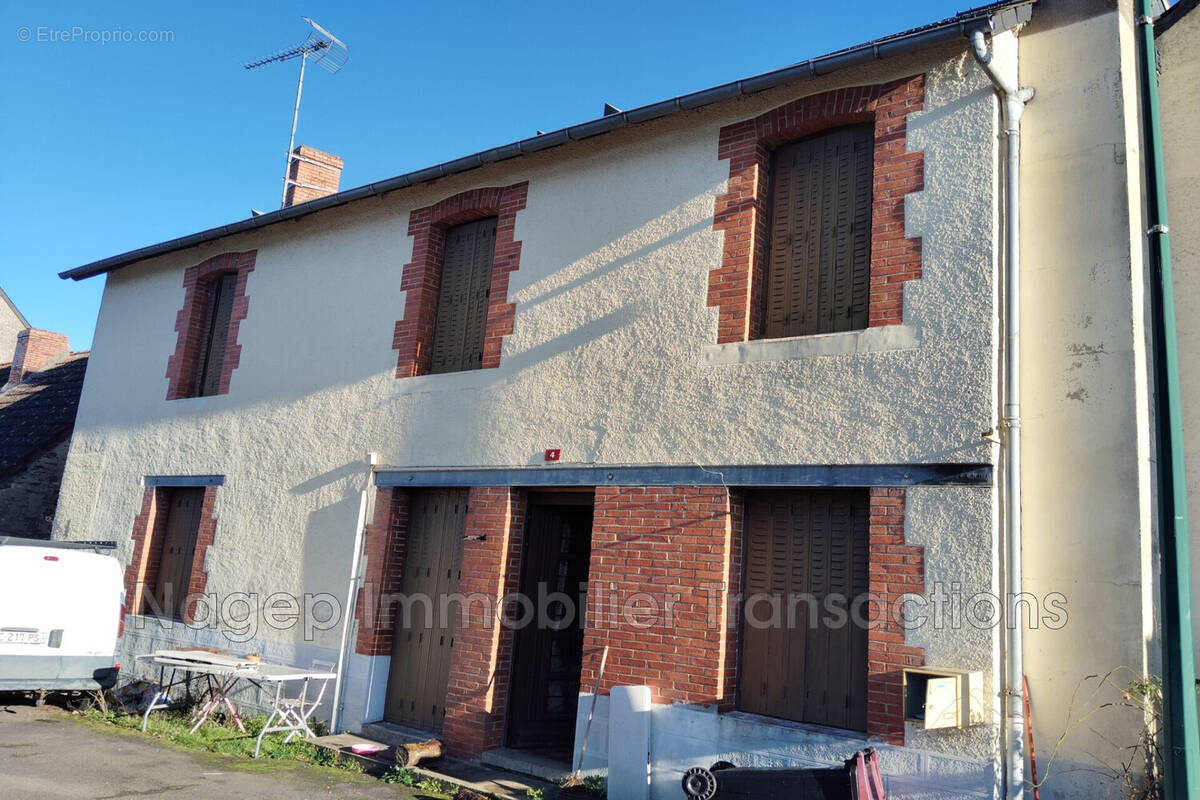 Maison à PREVERANGES