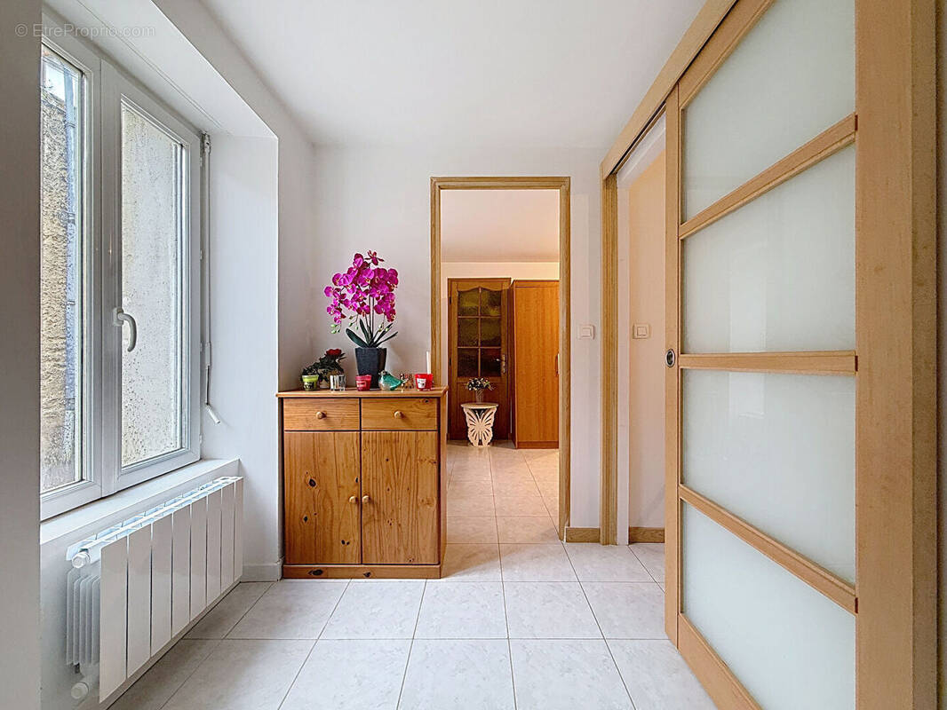 Appartement à CHEMERE