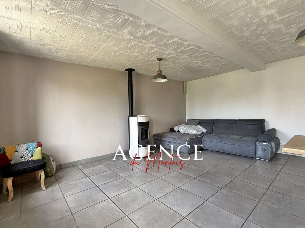 Maison à PERCENEIGE