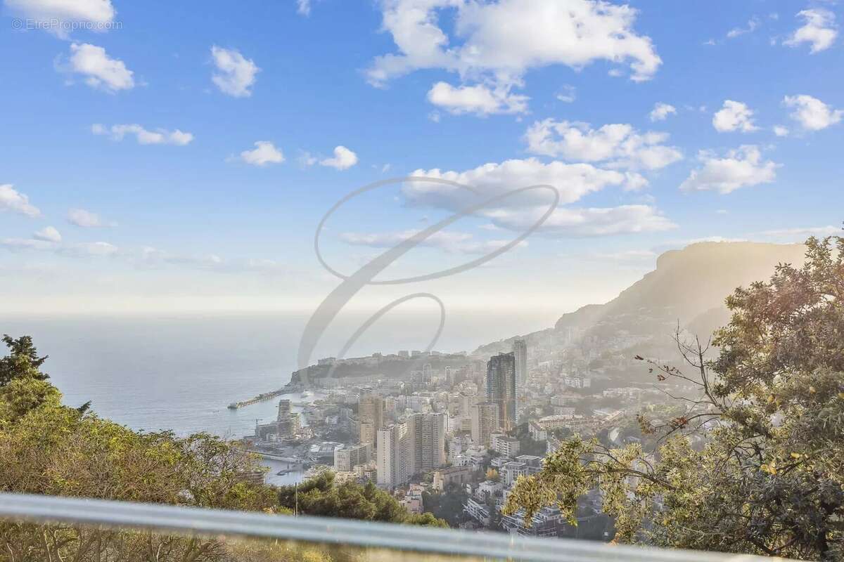 Maison à ROQUEBRUNE-CAP-MARTIN