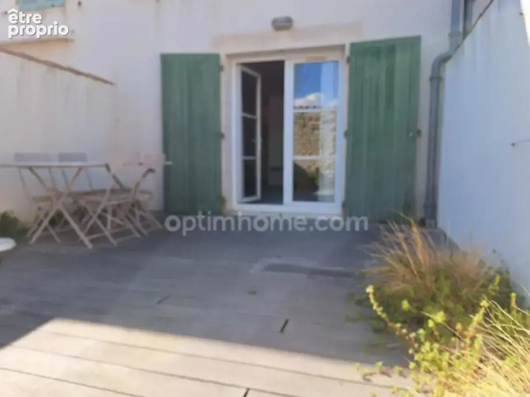 Appartement  avec extérieur clos de murs  au port de st martin de ré - photo 14