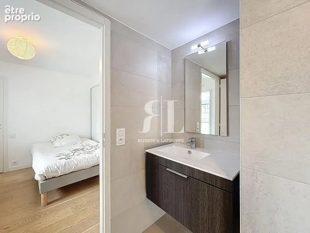 Larmor-plage – élégant appartement au cœur du centre, à deux pas de la mer - photo 9
