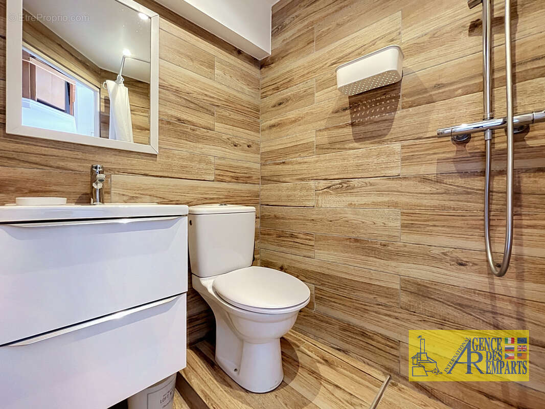 Vieil Antibes   Studio de 19,08 m2 avec balcon et mezzanine - photo 4
