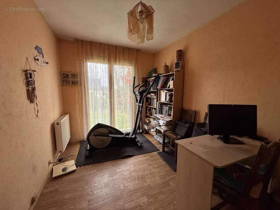 Maison à NOYAL-CHATILLON-SUR-SEICHE