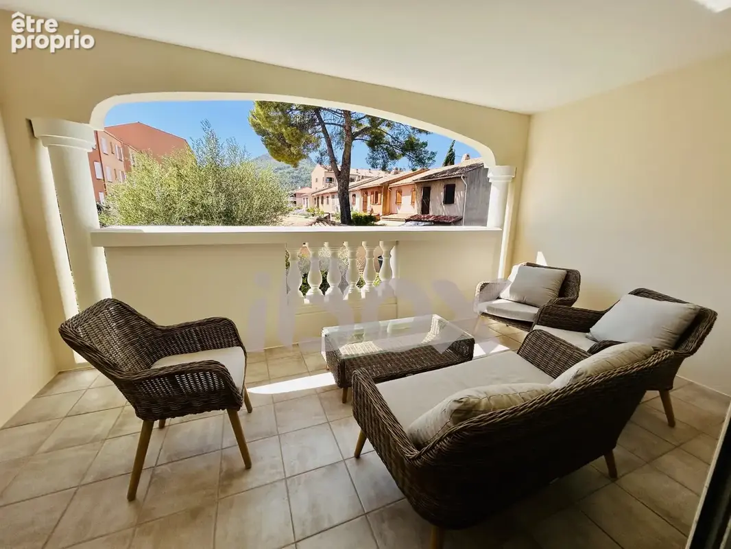 Appartement à LA VALETTE-DU-VAR
