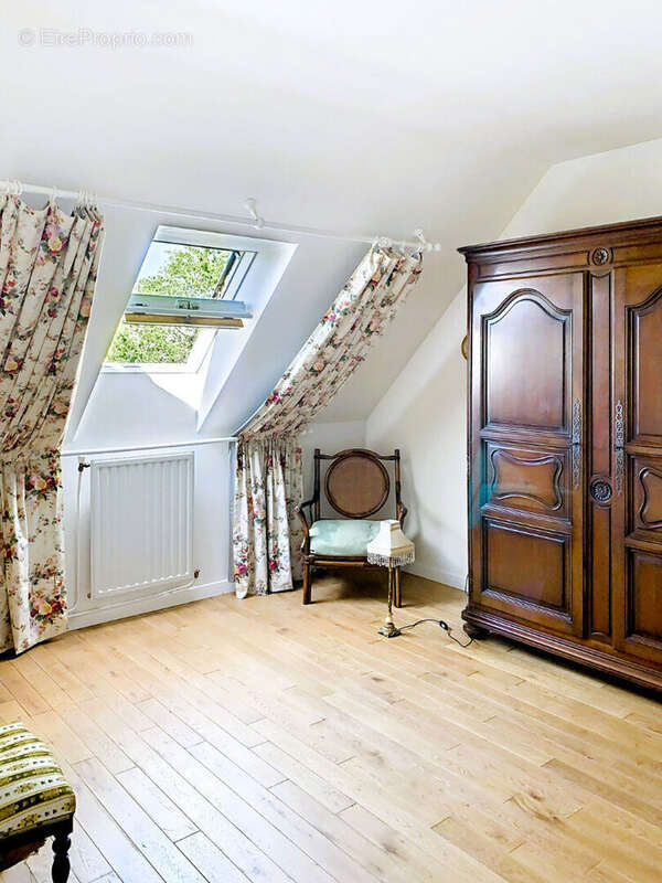 Maison à MAULE