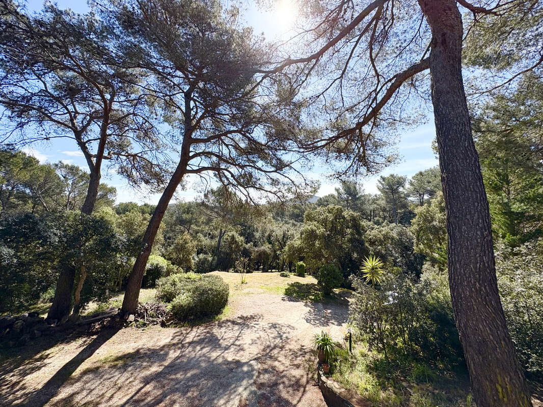 Maison à SIX-FOURS-LES-PLAGES