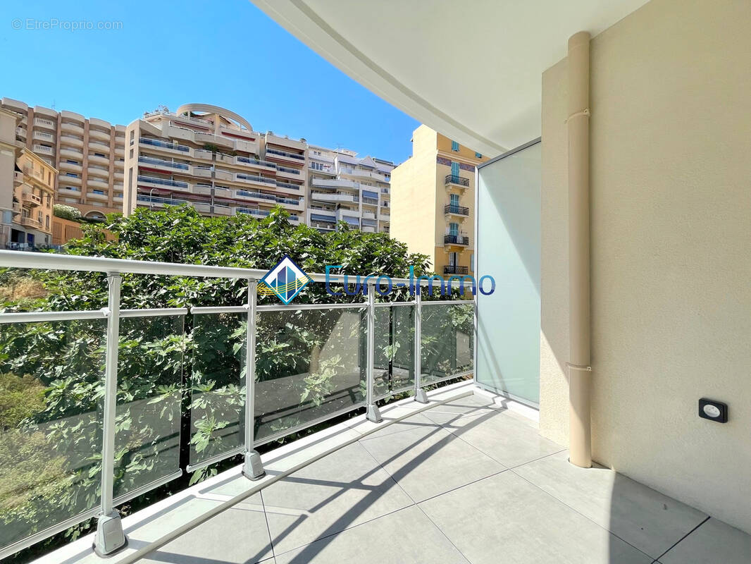 Appartement à BEAUSOLEIL