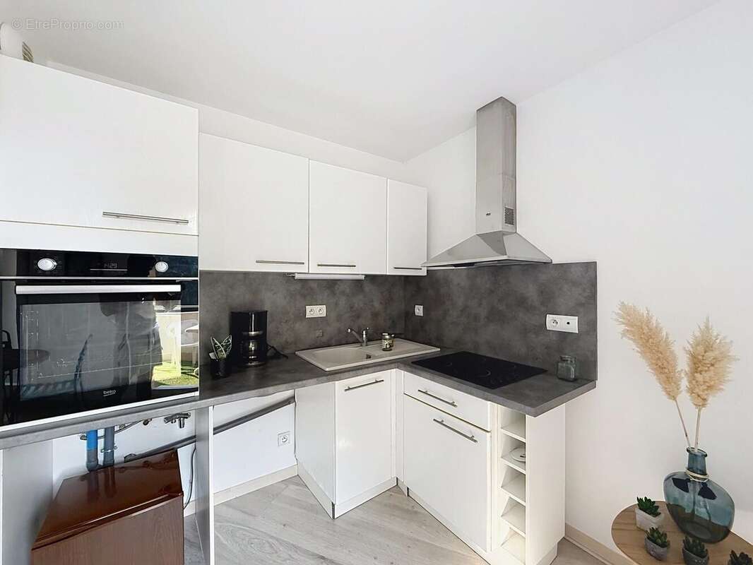 Photo 7 - Appartement à SAINT-LAURENT-DU-VAR