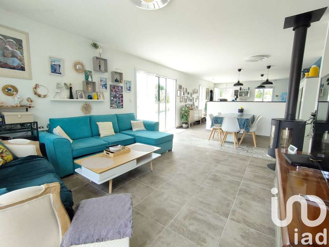 Photo 8 - Maison à MORTAGNE-SUR-GIRONDE