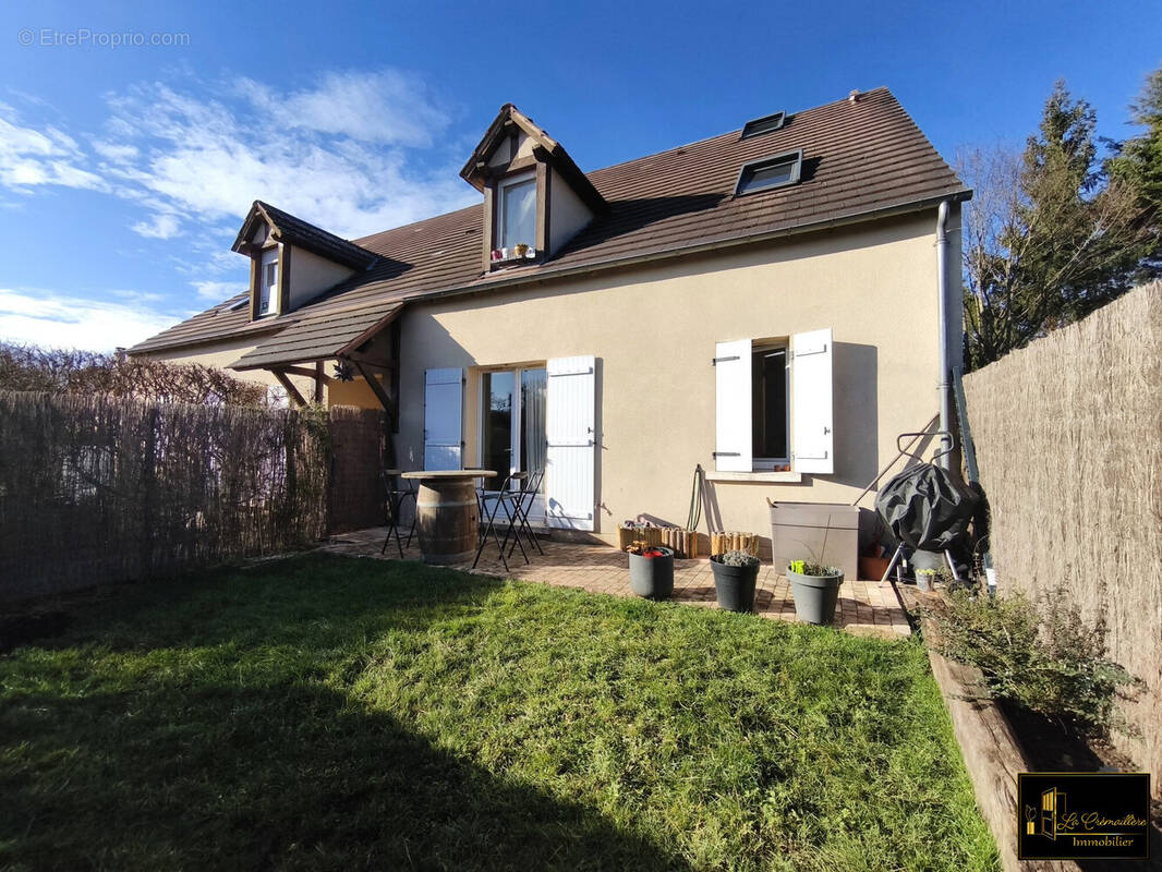 Appartement à DOURDAN