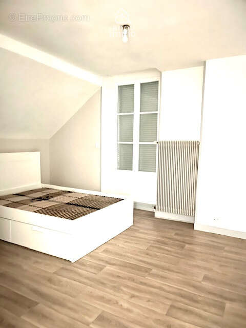 Immeuble avec appartement duplex renove sur local commercia - photo 12