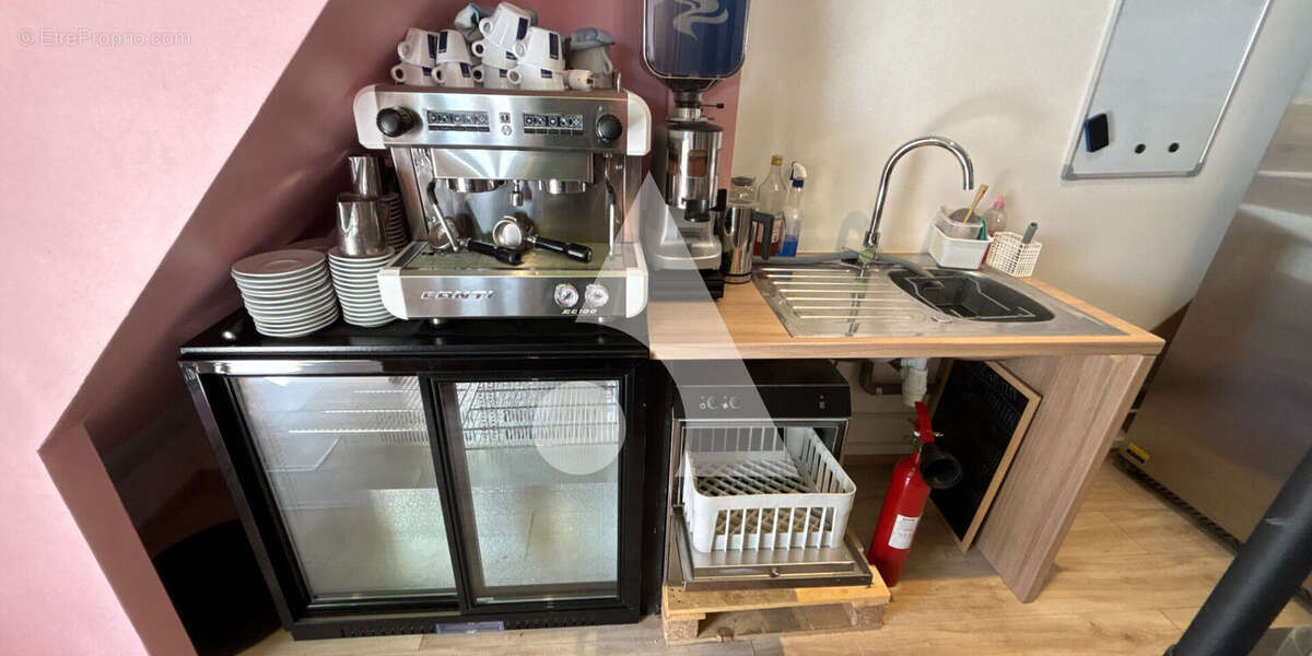 Commerce à LES MATHES