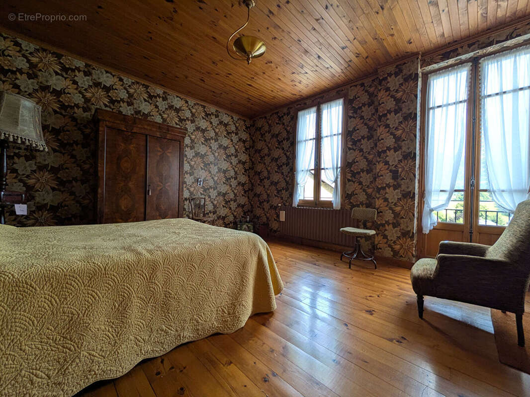 Maison à vendre à Montailleur avec vue sur la montagne - photo 11