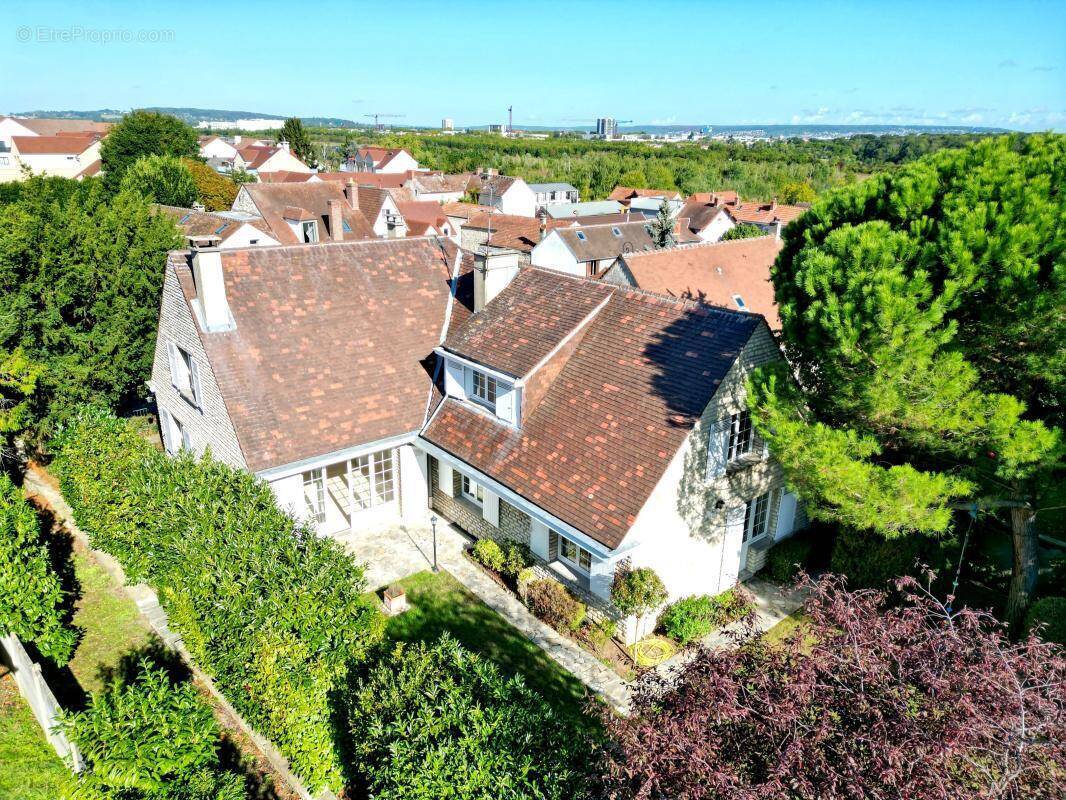 Maison à CHAMBOURCY